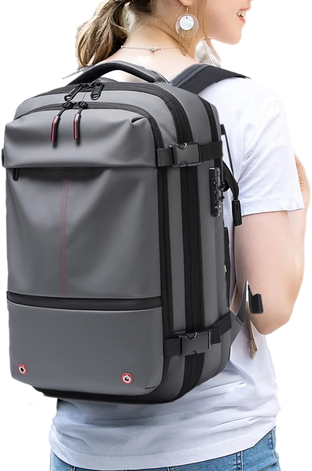 Zakelijke pendelrugzak met laptopvak. Stijlvol, waterdicht en ruim voor professionals onderweg.
