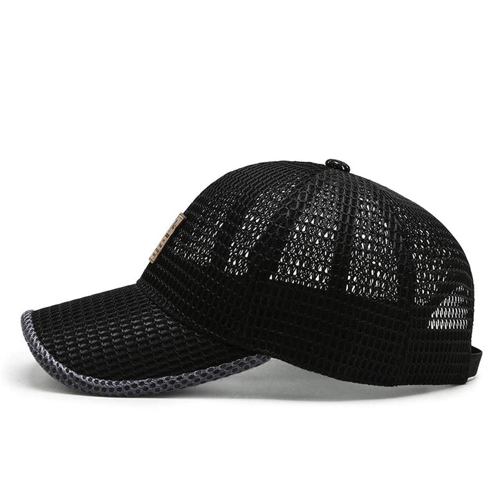 Lichte unisex sportpet, de AeroBreeze zomerpet met ademend mesh. Ideaal voor vissen, wandelen of strandactiviteiten.