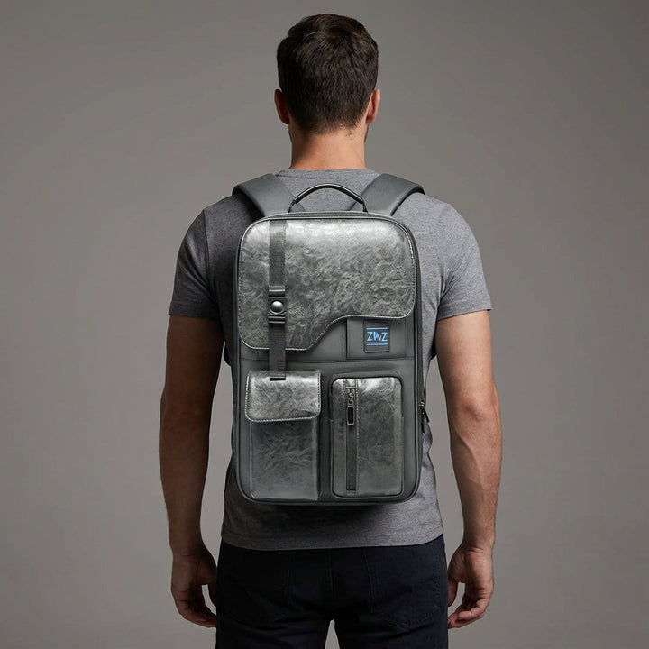 Professionele waterdichte zakelijke rugzak met laptopvak, anti-diefstal beveiligd. Comfortabel voor dagelijks pendelen.