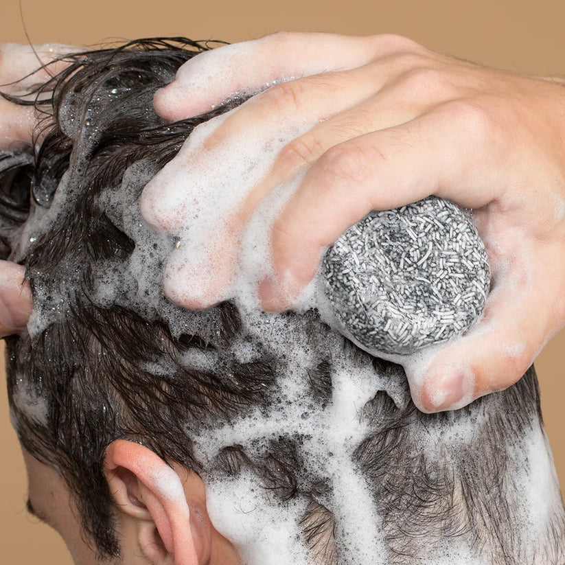 Unisex anti-grijs shampoo bar geschikt voor zowel mannen als vrouwen voor revitalisatie van haarkleur.