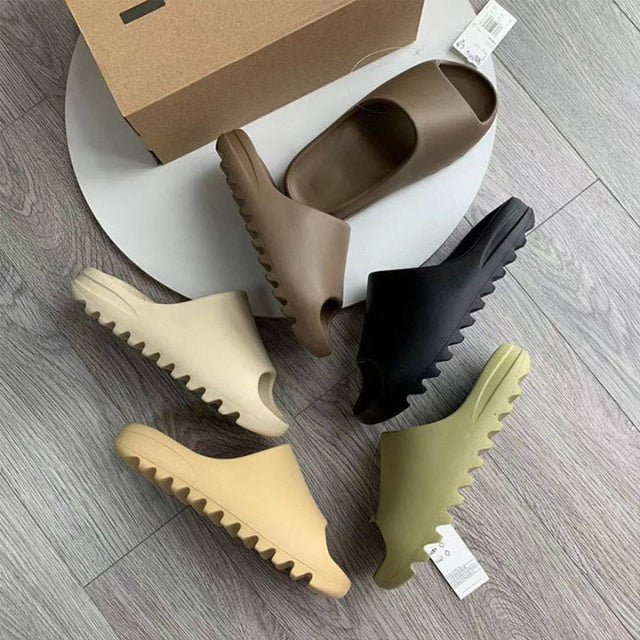 Unisex casual slippers, perfect voor dames en heren. Comfortabel, lichtgewicht en stijlvol voor zomer en thuis.