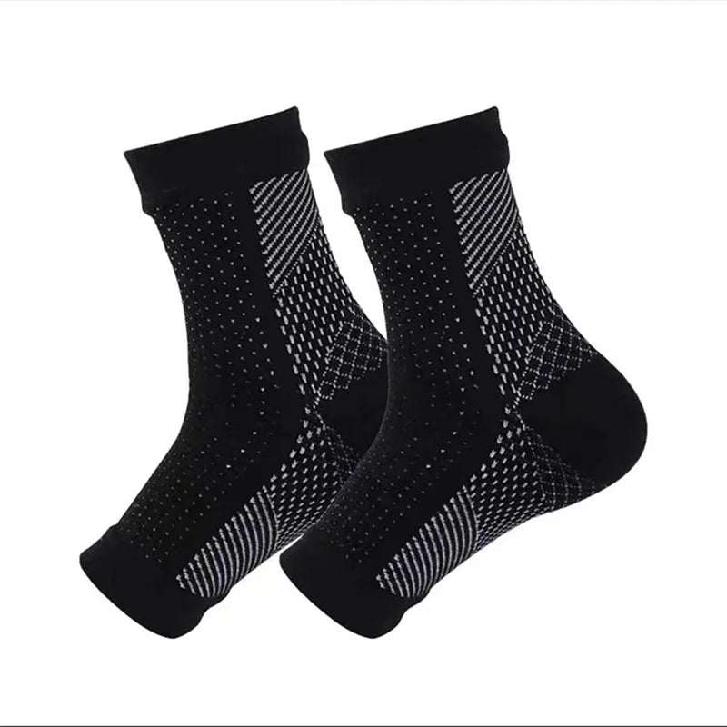 Unisex compressiekousen bieden optimale pijnverlichting en comfort. Ideaal voor voetpijn, zwelling en bloedsomloop.