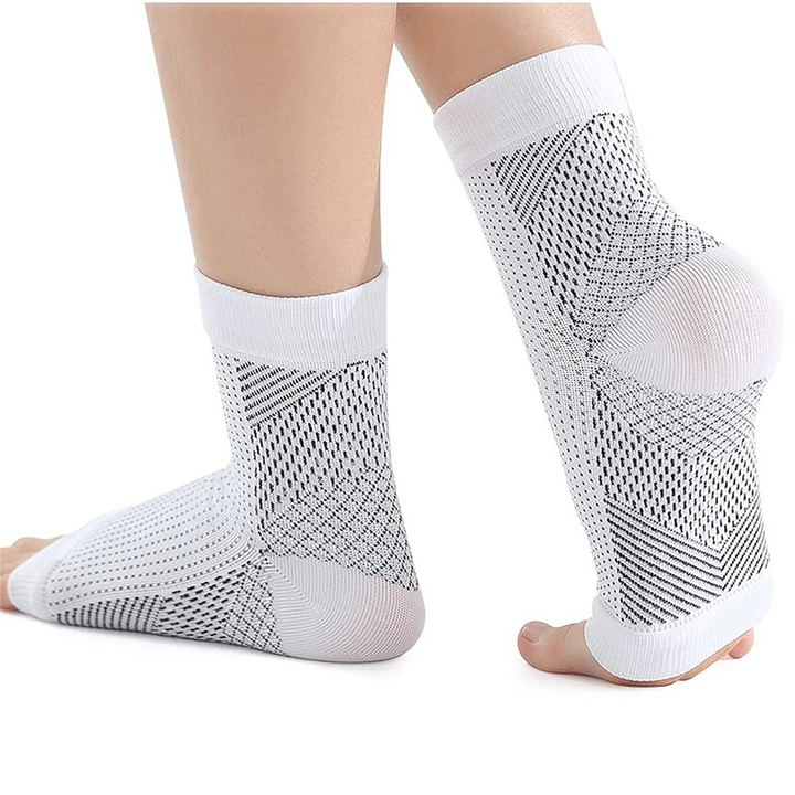 Moderne unisex compressiekousen. Gericht op pijnverlichting, vermindering van zwelling en betere bloedsomloop.