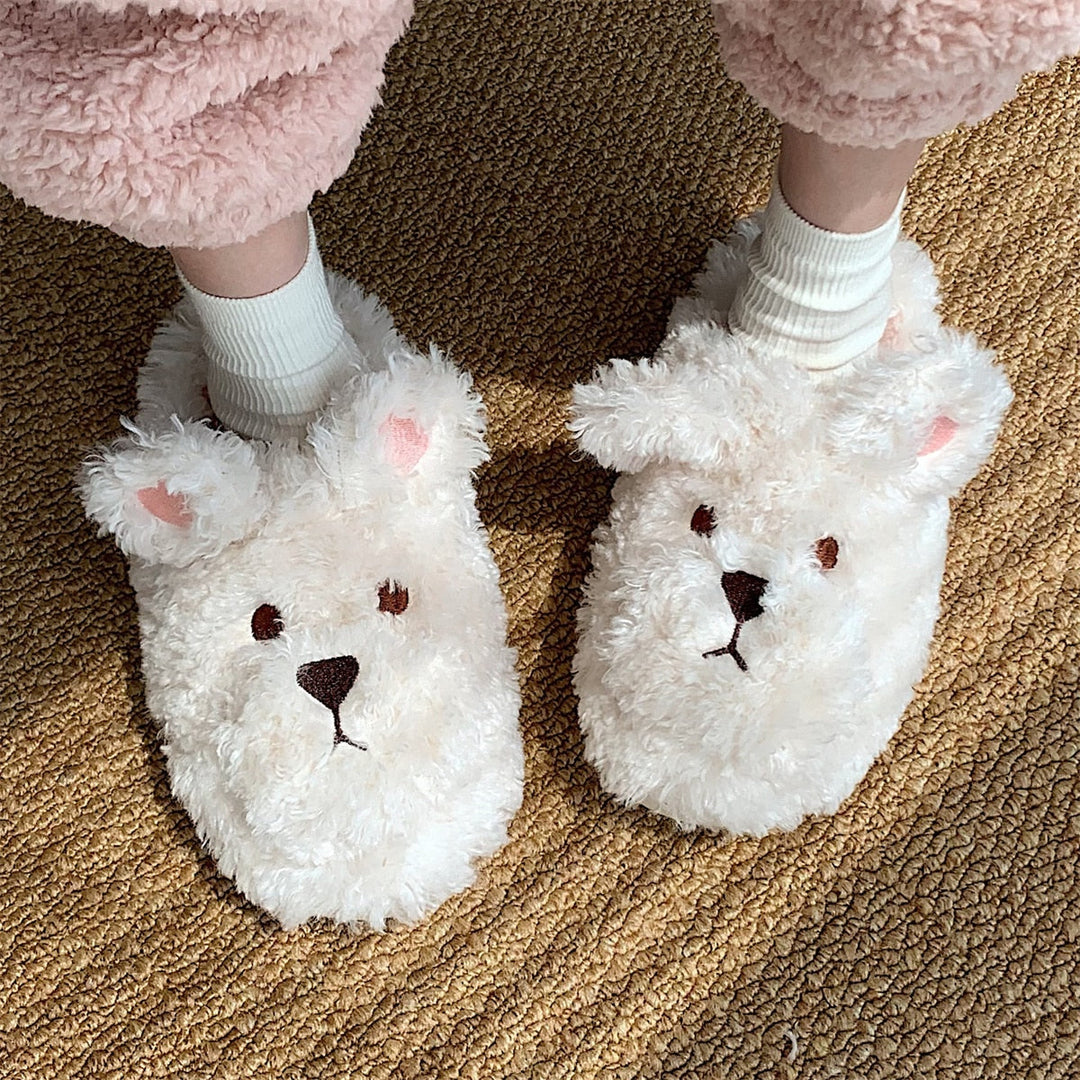Comfortabele fluffy pantoffels in dierenstijl, perfect voor de winter en gezellige avonden.