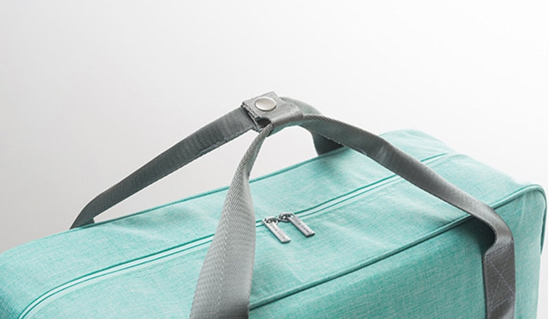 Veelzijdige unisex handbagage reistas, lichtgewicht en georganiseerd, perfect als schoudertas of op koffer.
