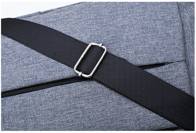 Perfecte weekendtas, unisex en compact, ideaal als handbagage voor korte, spontane reizen.