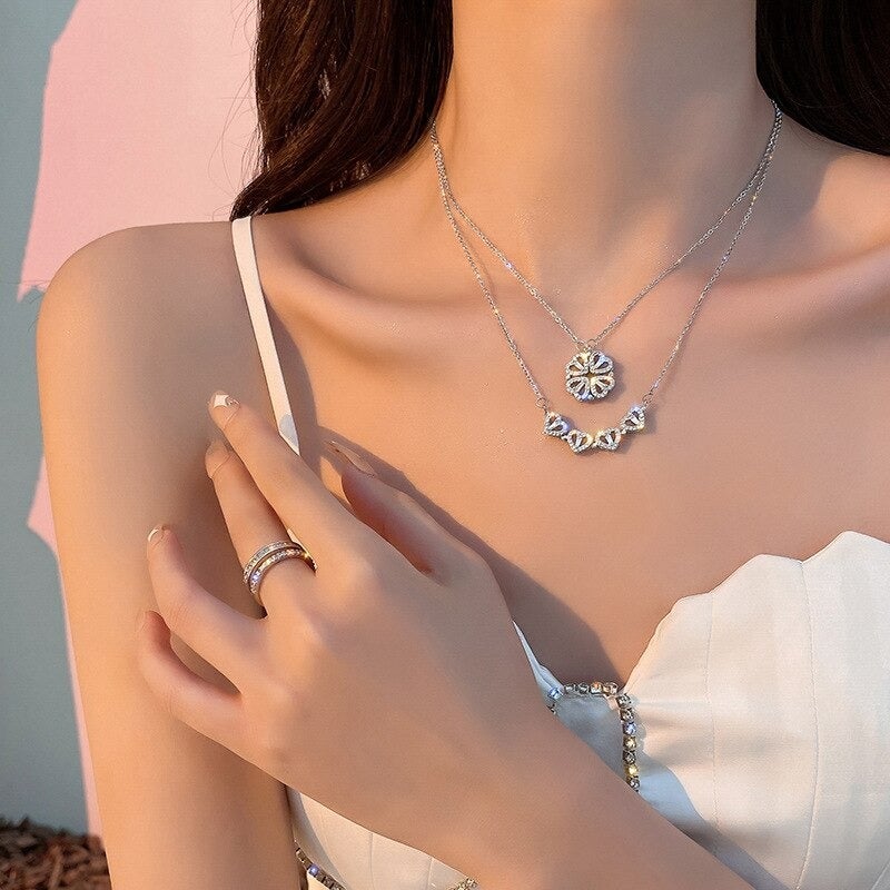 Unisex klavertje vier ketting, symbool van geluk & liefde. Verstelbaar rvs sieraad voor dames en heren.