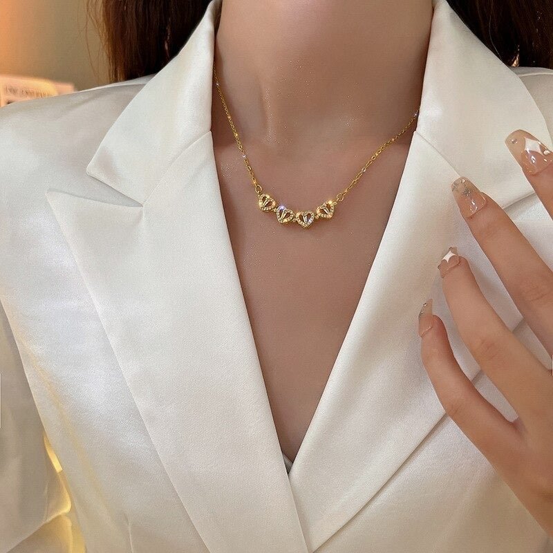 Zilveren rvs klavertje vier ketting. Verstelbaar unisex sieraad, symbool van geluk en vriendschap.