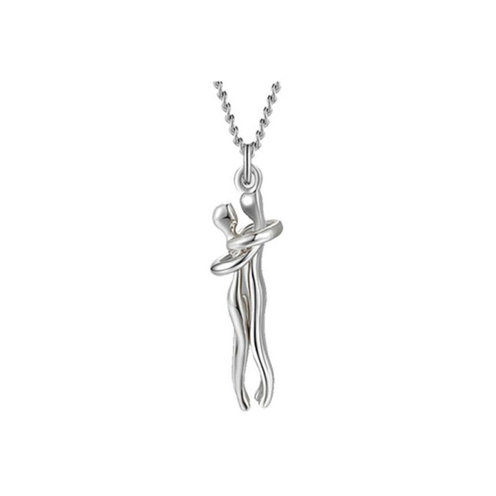 Elegante zilveren knuffelketting van RVS, duurzaam en hypoallergeen, voor een geliefde.
