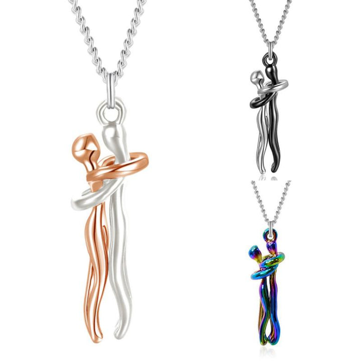 RVS knuffel ketting met abstract omhelzend figuur, uitstekend voor hem of haar. Modern sieraad.