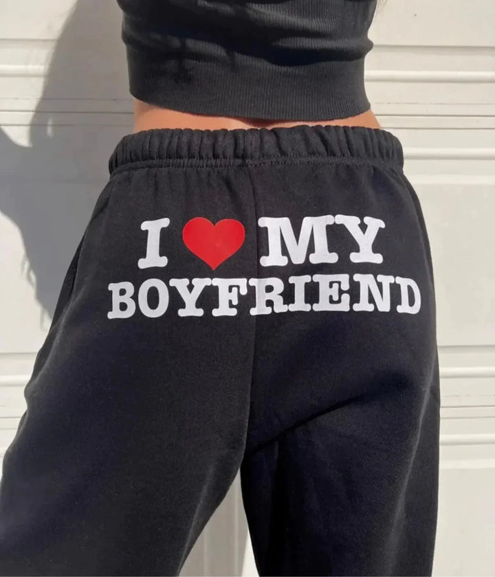 Stijlvolle unisex liefdesbroek, ideaal voor casual dagen, thuis of als liefdevol statement.