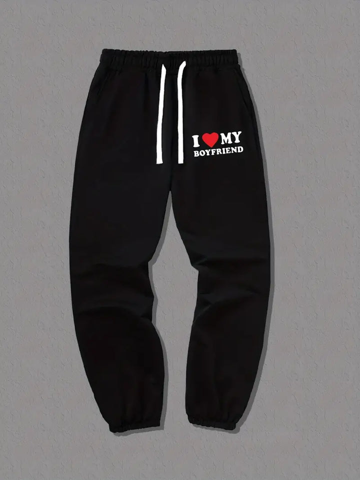 Origineel cadeau: comfortabele unisex joggingbroek met liefdesprint voor je partner of vrienden.