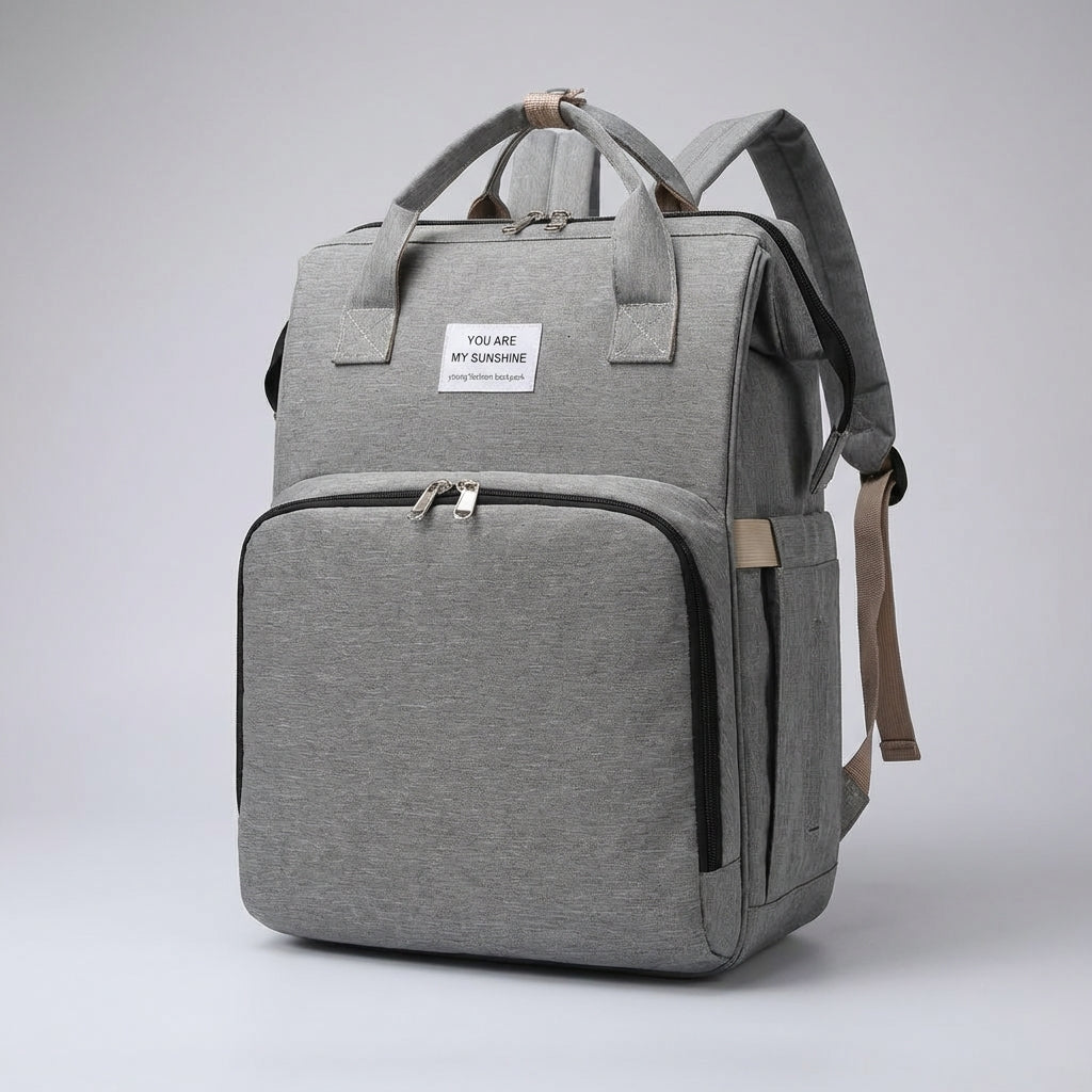 Georganiseerde Babyroam luiertas rugzak. Houd alles netjes en binnen handbereik voor jou en je baby.