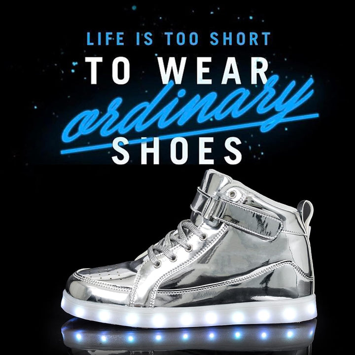 Duurzame LED sneakers, unisex, met lange batterijduur en oplaadbare verlichting.