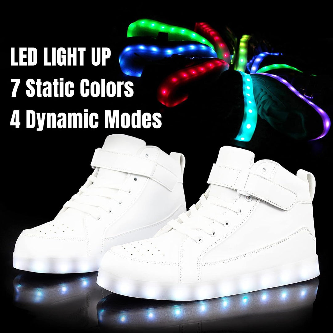 Trendy unisex schoenen met geïntegreerde oplaadbare LED-lampjes, een echte blikvanger.