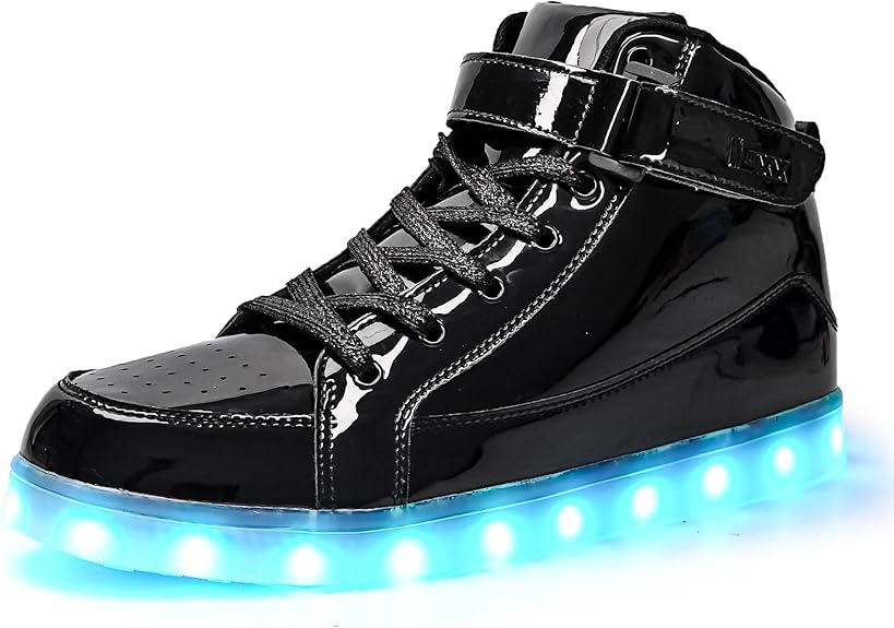 Unisex LED sneakers met oplaadbare verlichting, voor een veilige en stijlvolle avond.