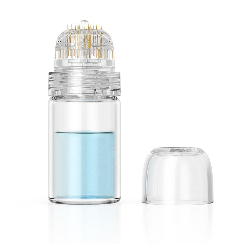 Unisex microneedling derma stempel voor huidvernieuwing en een stralende huid thuis.