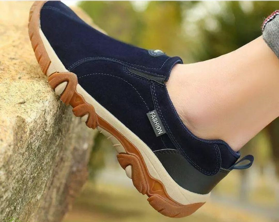 Ergonomische, antislip zool van unisex orthopedische comfortschoenen. Perfect voor flexibel en lichtgewicht lopen.