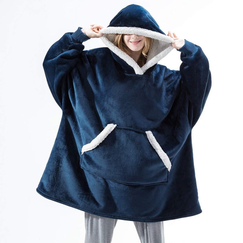 Geniet van warmte met deze unisex oversized hoodie deken, ideaal om te ontspannen.