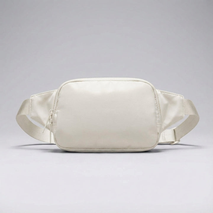 Stijlvolle unisex heuptas van compact nylon, perfect voor een stedentrip of als praktische dagelijkse accessoire.
