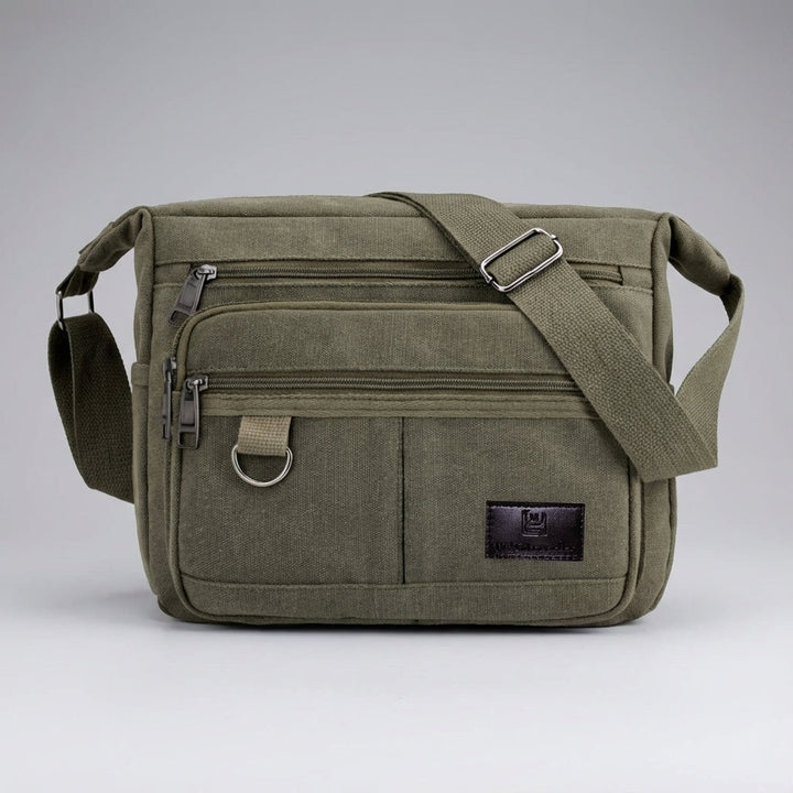 Georganiseerde RFID messenger tas met meerdere vakken, geschikt als laptop tas, werktas en reistas.