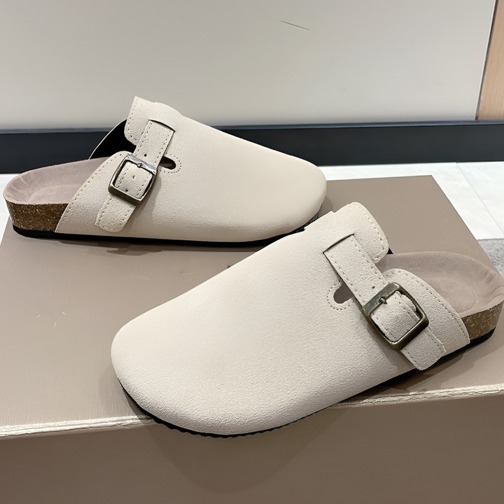Casual unisex slip-on sandalen. Stijlvolle open schoenen, ideaal voor strand en zomerse dagen.
