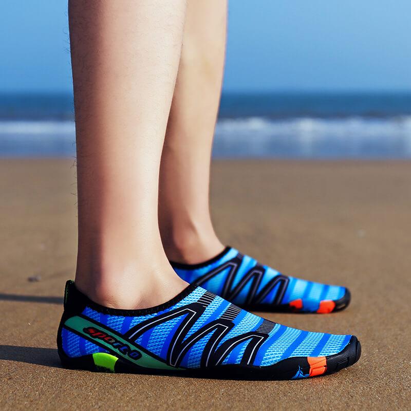 AquaFlex waterschoenen met flexibele antislipzool, voor veilige grip op natte en glibberige ondergronden.
