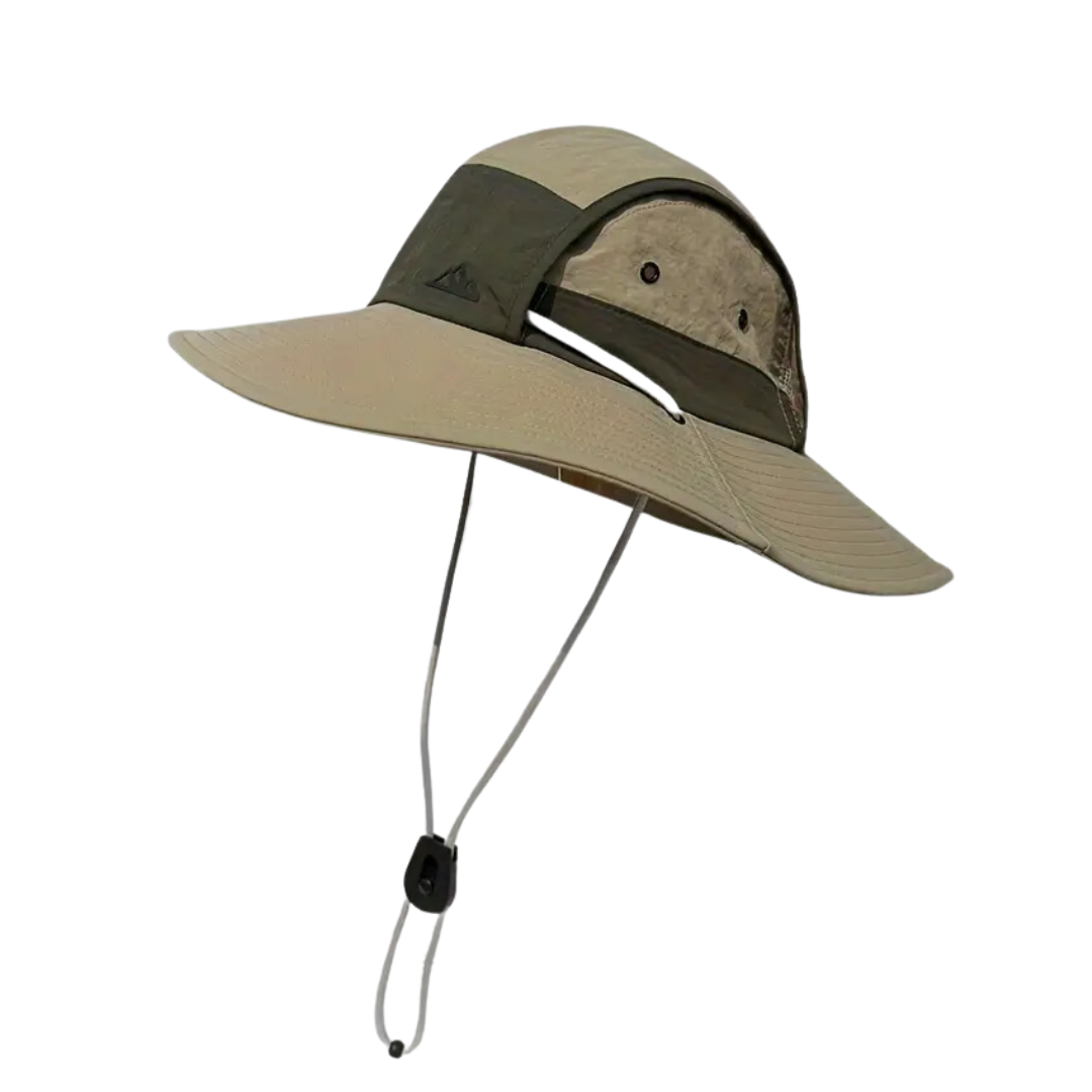 Lichtgewicht unisex Solterra zonnehoed met UPF 50+ UV-bescherming voor comfortabele zomerse dagen buiten.