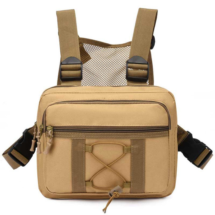Militair-stijl waterbestendige borsttas met diverse zakken, ideaal voor survival en wandelen.