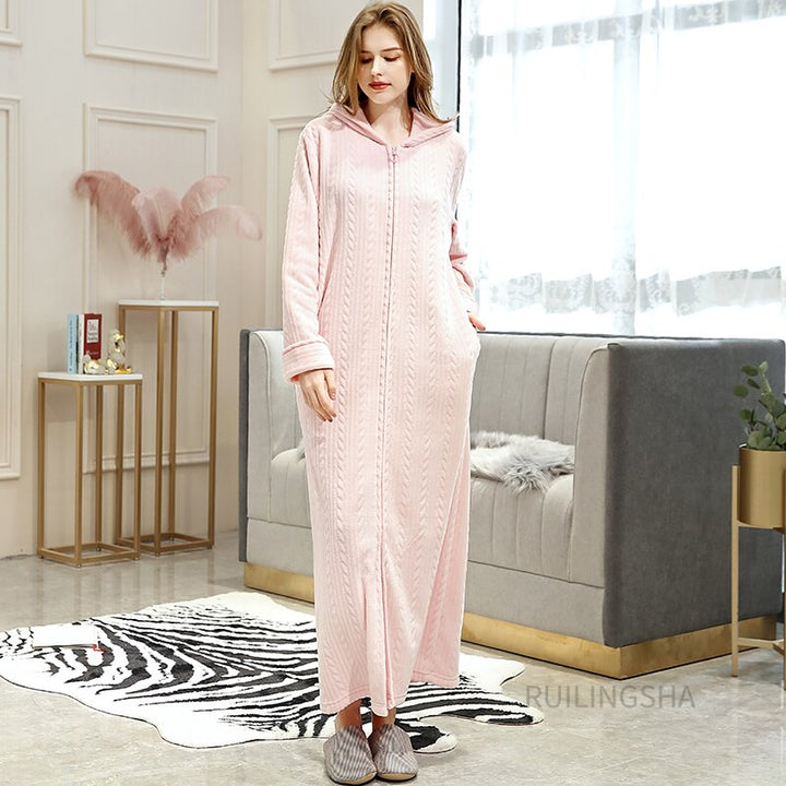 Comfortabele unisex badjas met rits, perfect als huispak of zachte loungewear.