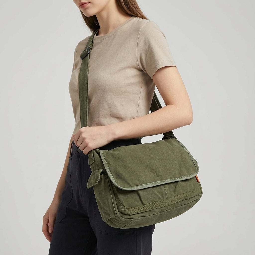 Praktische unisex vintage canvas tas voor dagelijks gebruik. Ideale schoudertas/messenger voor school of werk.