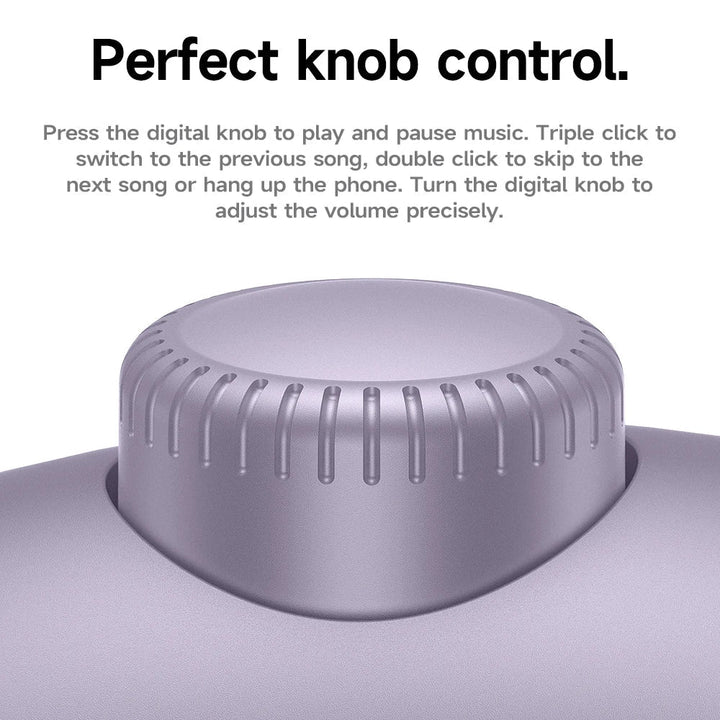 De W65 Plus over-ear hoofdtelefoon laadt op via USB-C, wat een extra lange batterijduur garandeert.