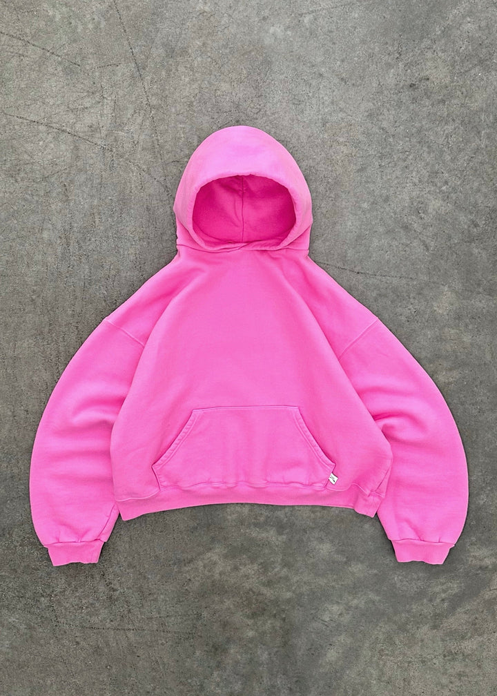 Stijlvolle unisex vrijetijdskleding: een warme hoodie in olijfgroen voor elke gelegenheid.