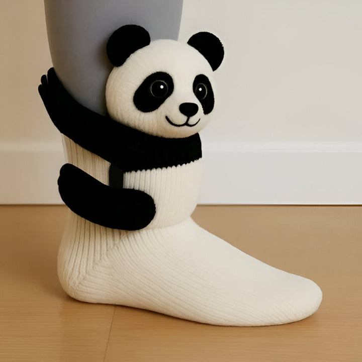 Collectie van diverse 3D-dierensokken met antislip, perfect als winter cadeau voor unisex. Vrolijke print.