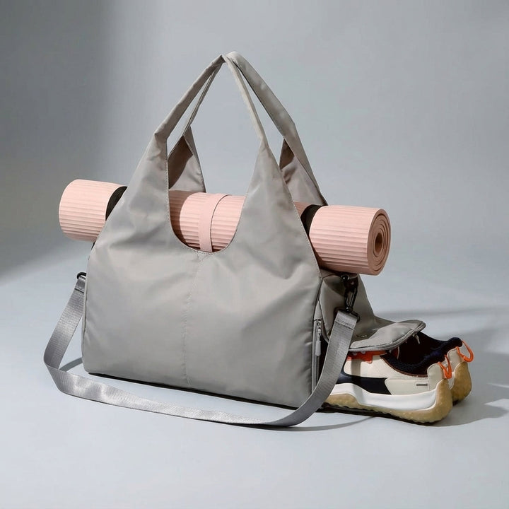 Multifunctionele waterafstotende duffelbag met schoenenvak, ideaal voor fitness, yoga en reizen.