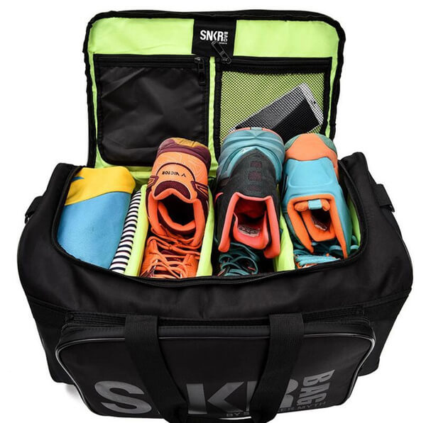 Draagtas voor sneakers en kleding; waterdicht, duurzaam en georganiseerd reizen.