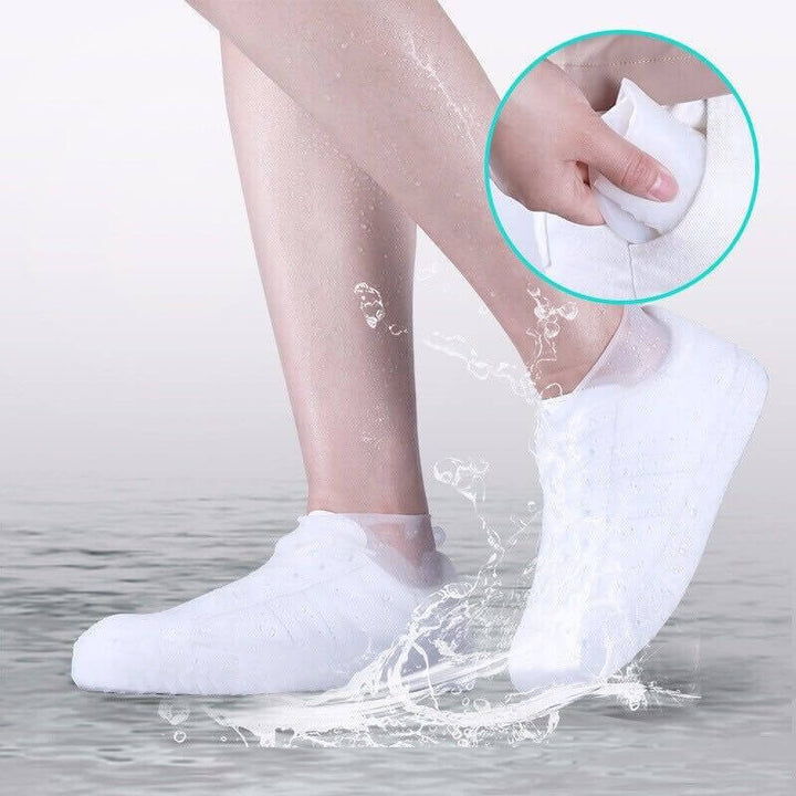 Praktische, herbruikbare unisex silicone schoenbeschermers. Gemakkelijk aan te trekken voor optimale waterdichte bescherming.