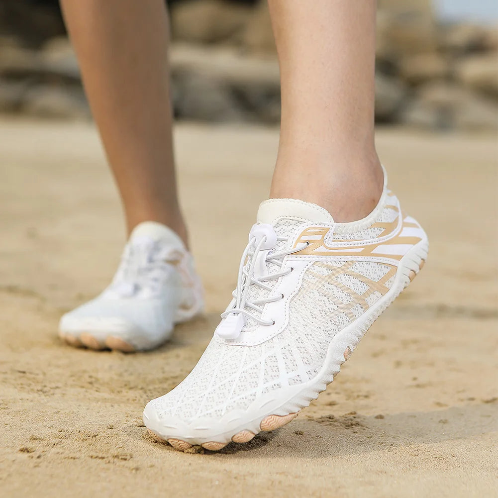 Antislip strandschoenen voor dames & heren, optimale grip op natte ondergronden, veilig en comfortabel.