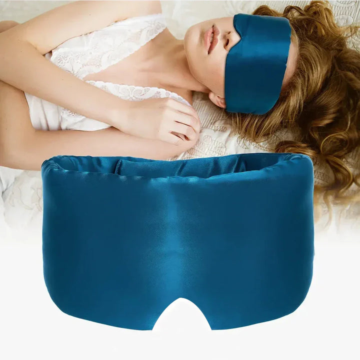 Praktisch zijden slaapmasker voor op reis, lichtgewicht en compact voor elke tas.