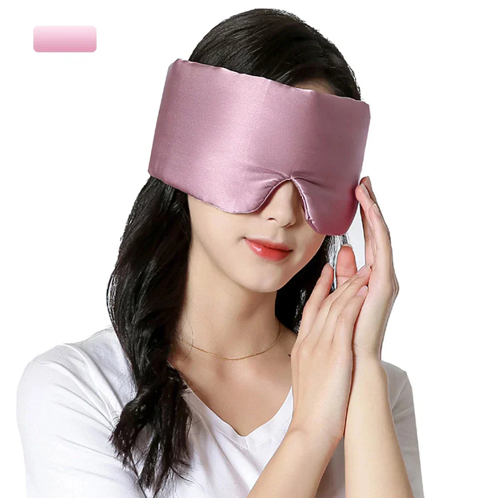 Stijlvol unisex zijden slaapmasker, ideaal als cadeau voor betere nachtrust.