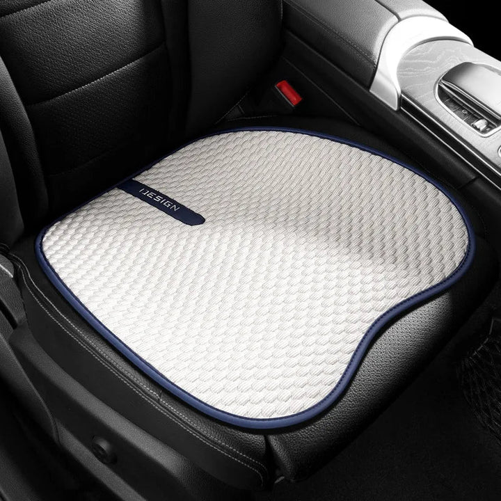 Ademend autozitkussen, universeel; beschermt autostoelen tegen slijtage en biedt zomercomfort.