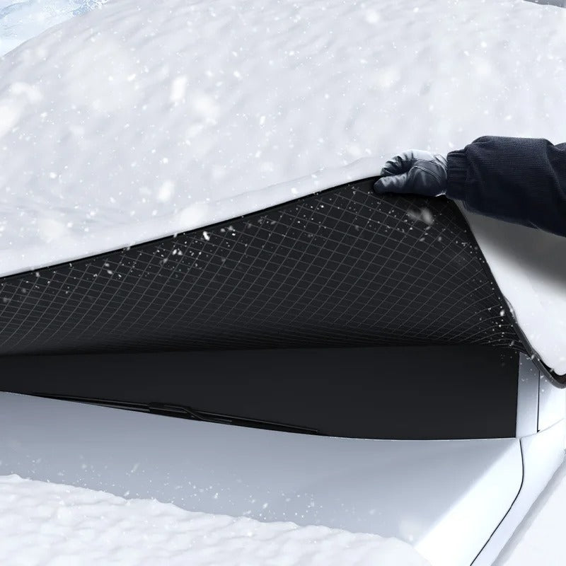 Krasvrije all-weather voertuighoes, universeel toepasbaar met magnetische pasvorm voor elk seizoen.