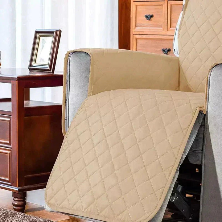 Gemakkelijk te monteren universele fauteuilhoes, ideaal voor snelle interieurverandering.
