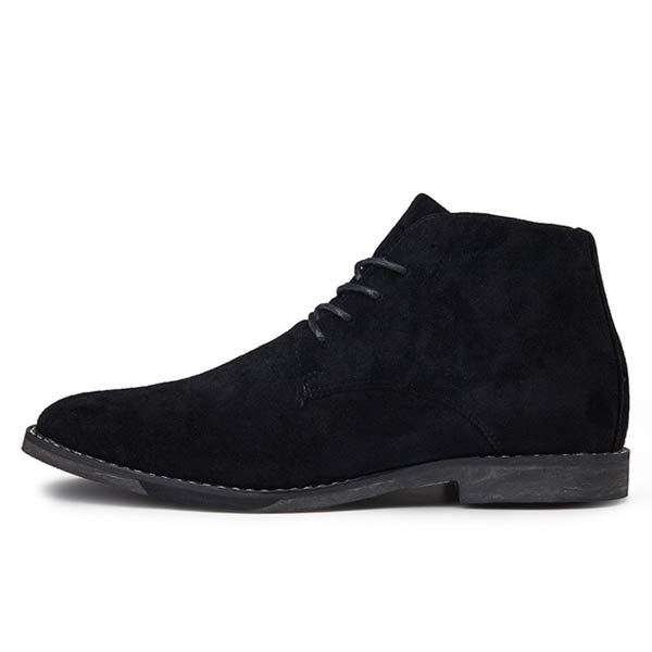 Bruine UrbanStride Classic veterschoenen, stijlvol en comfortabel schoeisel voor de moderne man.