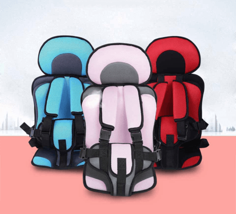 Luxe kinderautostoel met zachte, ademende bekleding voor ultiem reiscomfort van baby tot 12 jaar.