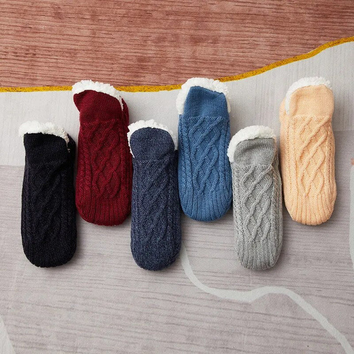 Duurzame verdikte kasjmier pantoffels, antislip binnenpantoffels voor veilig en warm thuis.