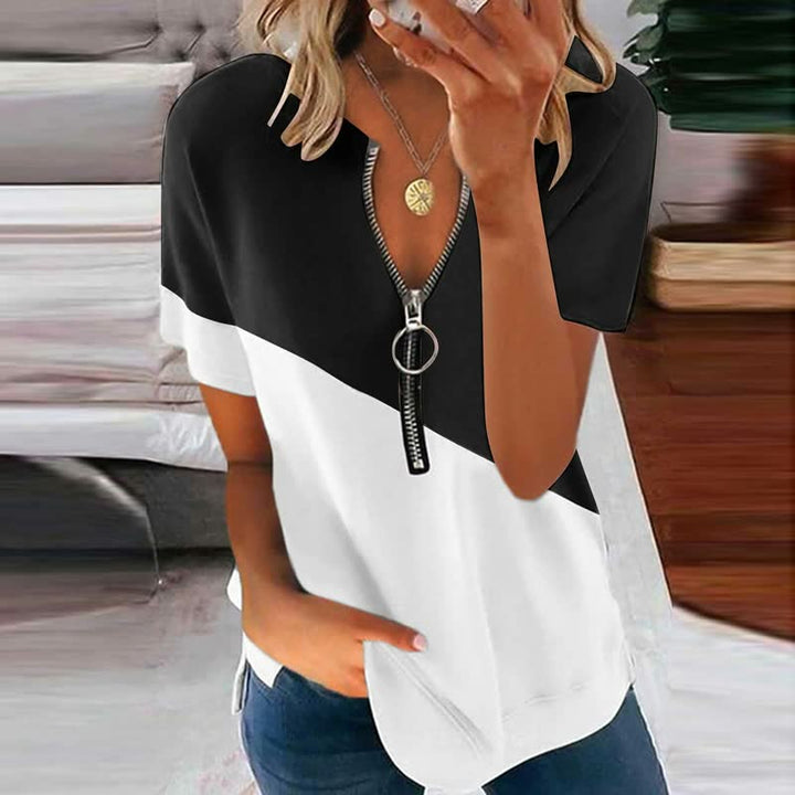 Vrouwelijke V-hals zomer shirt voor dames, casual en comfortabel. Ideaal voor warme dagen.