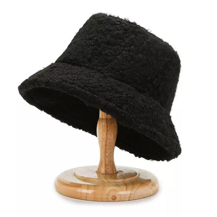 Warme dames teddy vissershoed van zachte lamswol, perfect voor koude winterdagen.