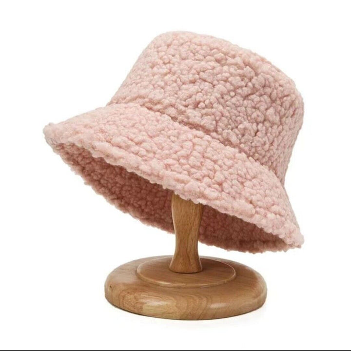 Stijlvolle Venus teddy vissershoed voor dames, comfortabel en modieus winteraccessoire.