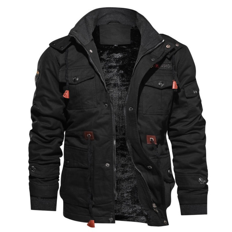 Warme fleece-gevoerde heren winterjas Finn met capuchon, ideaal voor koude dagen. Verkrijgbaar in zwart, groen, khaki.
